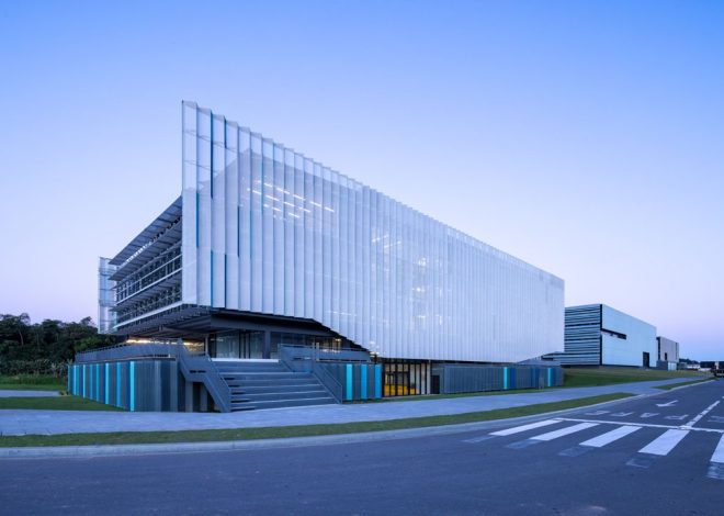 Construção em aço é protagonista na concepção de edifício corporativo em Santa Catarina