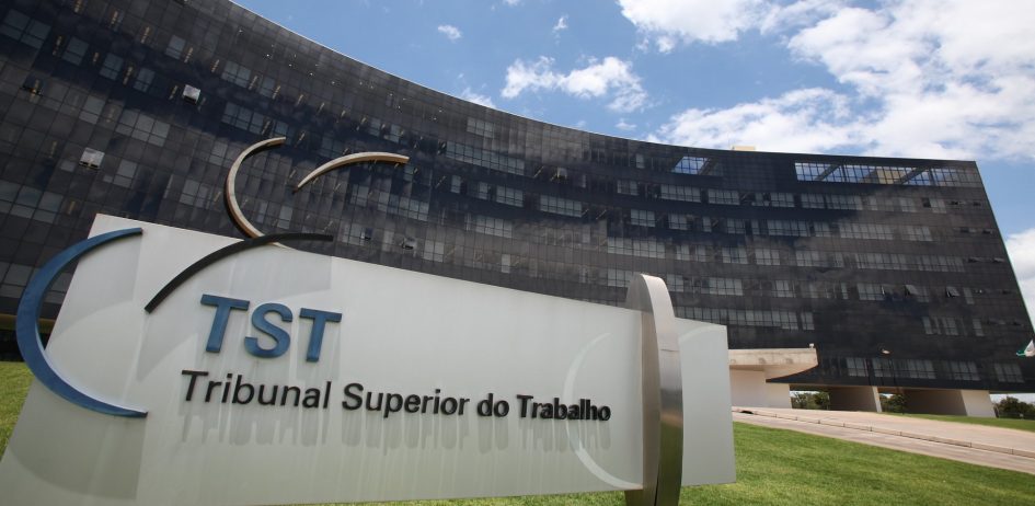 Nova regra do TST garante estabilidade a trabalhadores com doença do trabalho mesmo sem afastamento prolongado