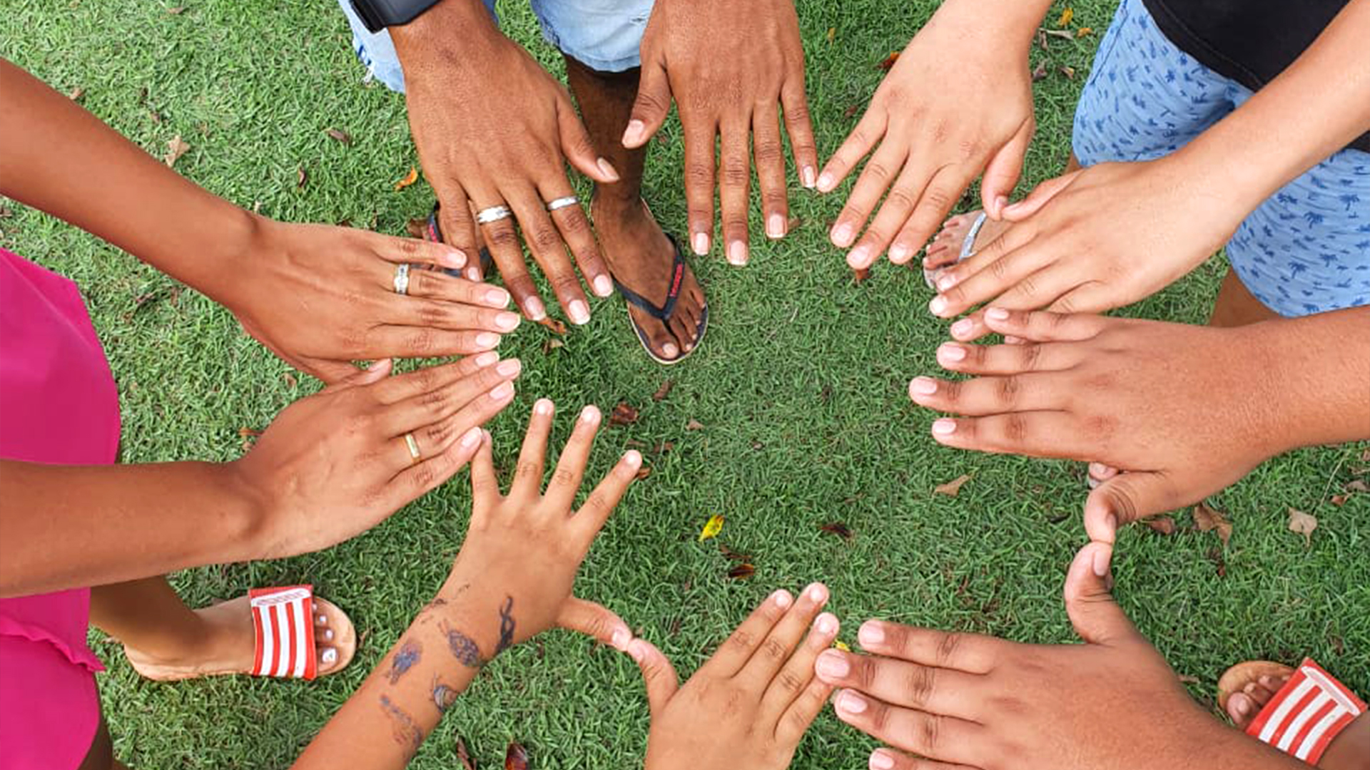 Campanhas apoiam projetos sociais de Santa Catarina com foco em crianças, adolescentes e idosos
