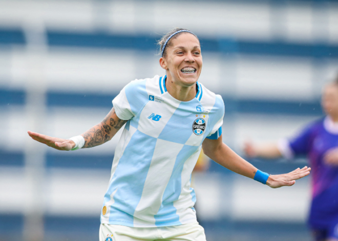 Grêmio Feminino estreia com vitória arrasadora no Gauchão