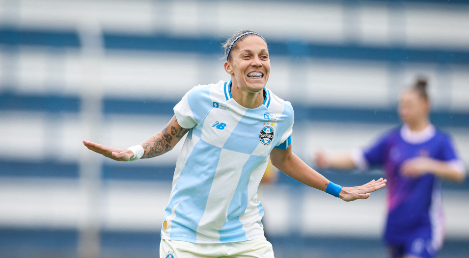 Grêmio Feminino estreia com vitória arrasadora no Gauchão